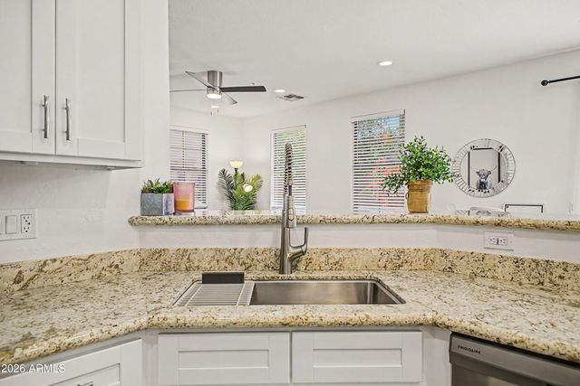 2965 E Dunbar Drive, Phoenix, AZ 85042