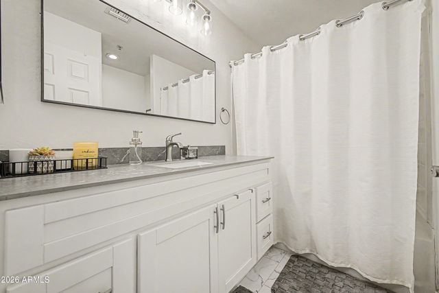 2965 E Dunbar Drive, Phoenix, AZ 85042