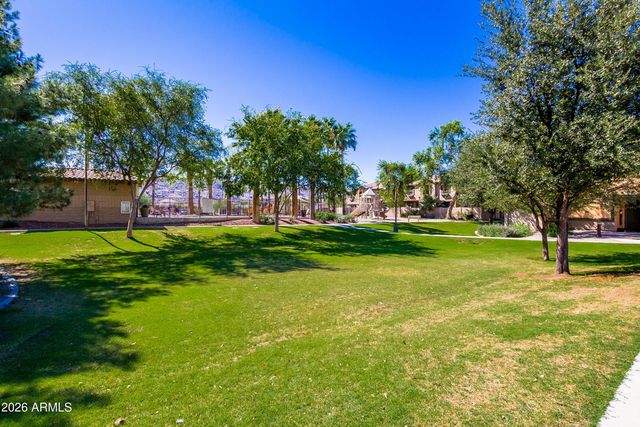 2965 E Dunbar Drive, Phoenix, AZ 85042