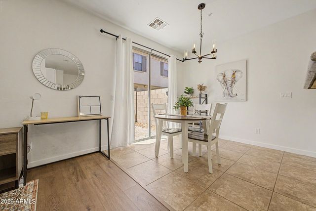 2965 E Dunbar Drive, Phoenix, AZ 85042