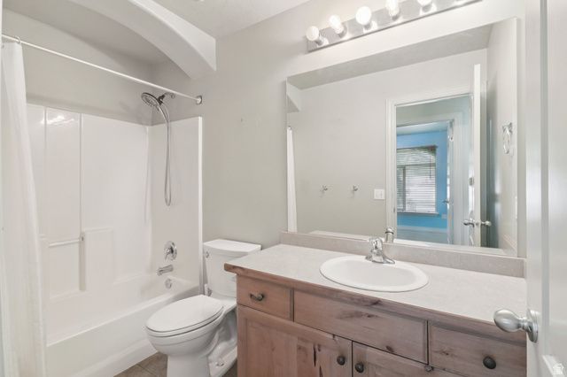 486 W MEADOW CREST WAY, Saratoga Springs, UT 84045