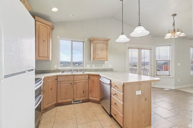 486 W MEADOW CREST WAY, Saratoga Springs, UT 84045