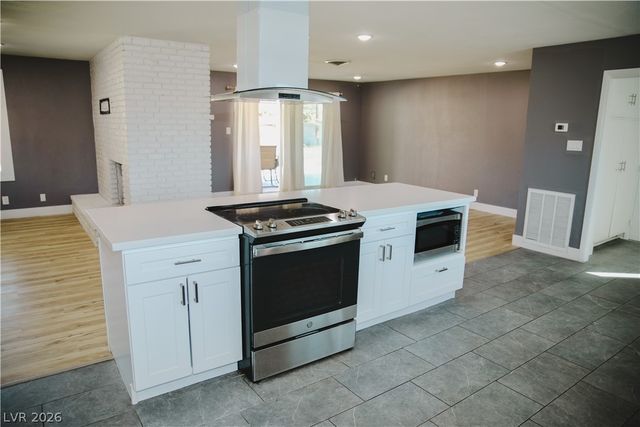 2580 East Hacienda Avenue, Las Vegas, NV 89120