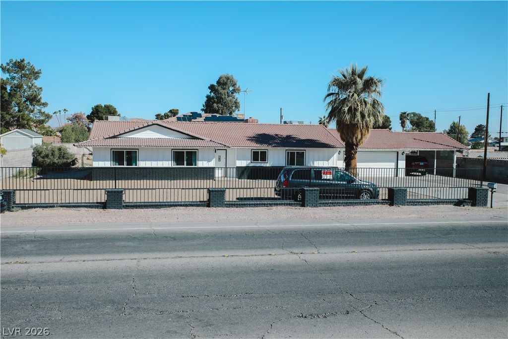 2580 East Hacienda Avenue, Las Vegas, NV 89120