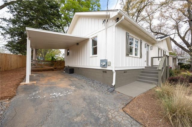 3300 Ridgecrest Road SE, Smyrna, GA 30080