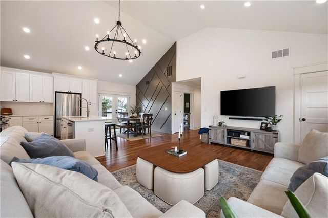 3300 Ridgecrest Road SE, Smyrna, GA 30080