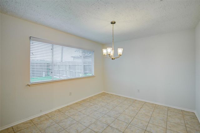 1911 Ripple Creek Drive, Missouri City, TX 77489