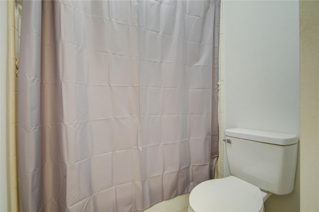 1911 Ripple Creek Drive, Missouri City, TX 77489