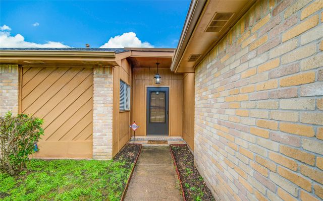 1911 Ripple Creek Drive, Missouri City, TX 77489