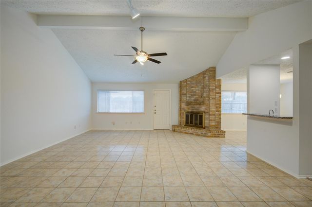 1911 Ripple Creek Drive, Missouri City, TX 77489