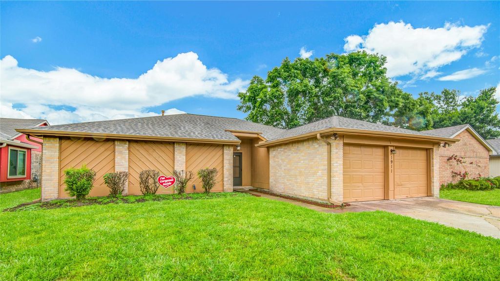 1911 Ripple Creek Drive, Missouri City, TX 77489