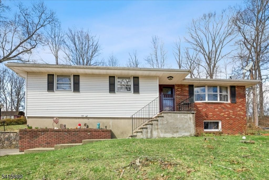 105 Andover Sparta Rd, Andover Twp., NJ 07860