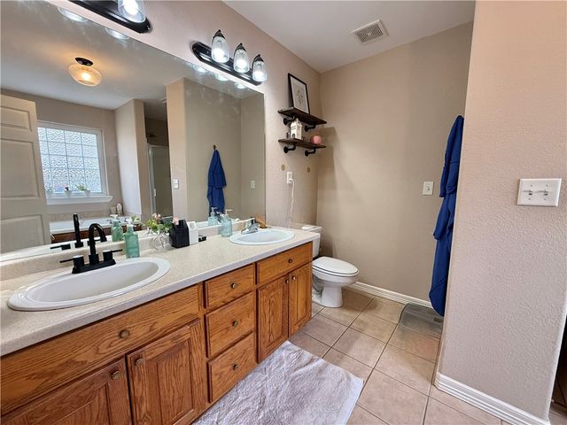 5 Ventnor Drive, Bella Vista, AR 72715