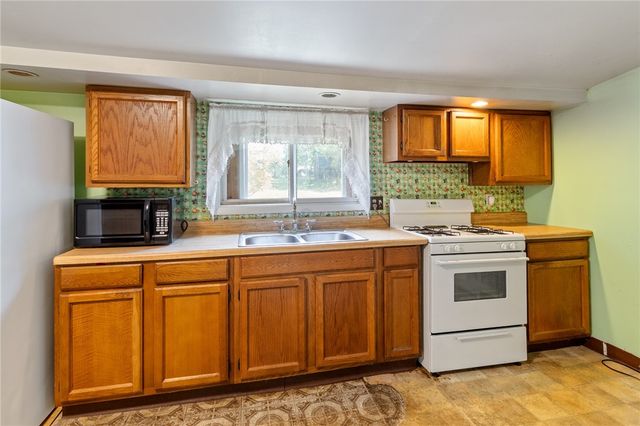 4585 Mayflower Drive, Gorham, NY 14424