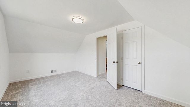 20 EXPERT LN, Willingboro, NJ 08046