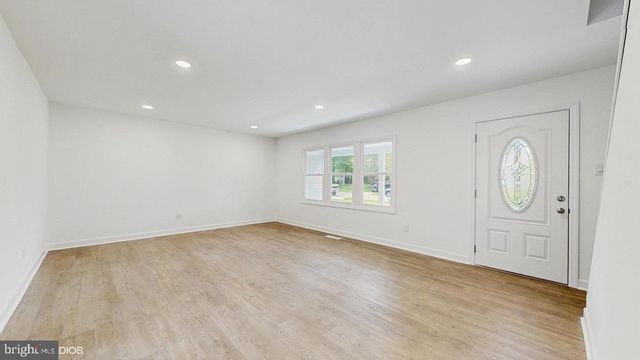 20 EXPERT LN, Willingboro, NJ 08046