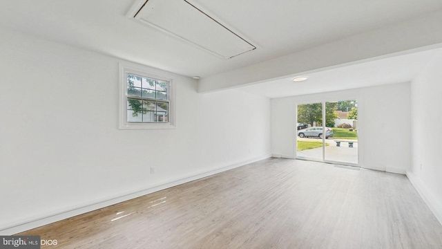20 EXPERT LN, Willingboro, NJ 08046