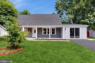 20 EXPERT LN, Willingboro, NJ 08046