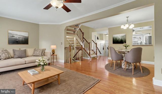 21744 LEATHERLEAF CIR, Sterling, VA 20164