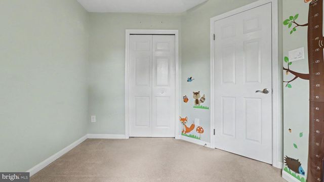 21744 LEATHERLEAF CIR, Sterling, VA 20164