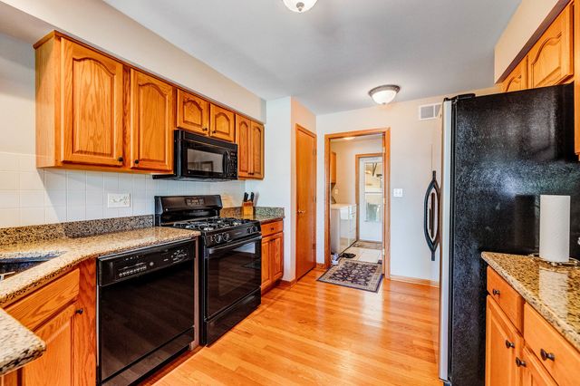 14517 Albany Avenue, Lemont, IL 60439