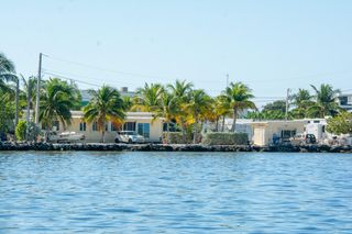 31364 Avenue J, Big Pine Key, FL 33043