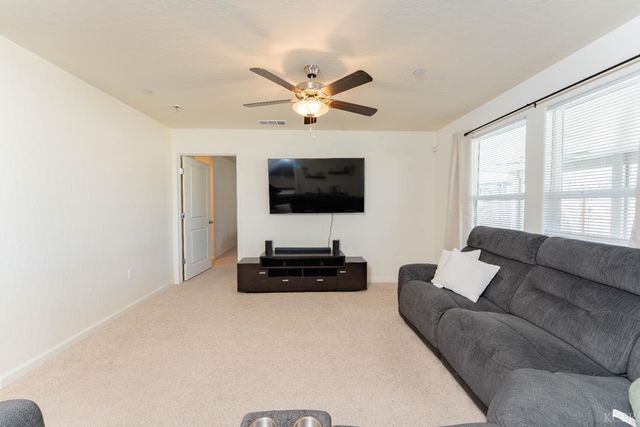 563 BLUE RIDGE Street, Tulare, CA 93274