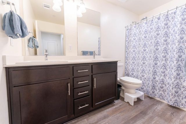 563 BLUE RIDGE Street, Tulare, CA 93274