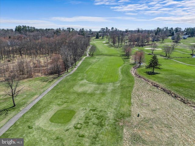 1056 LENAPE RD, West Chester, PA 19382