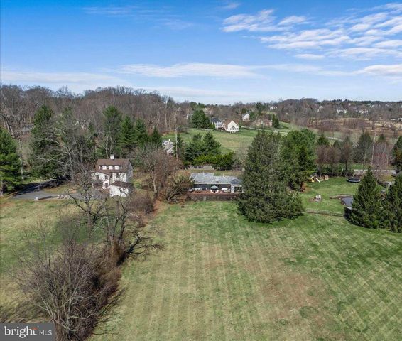 1056 LENAPE RD, West Chester, PA 19382