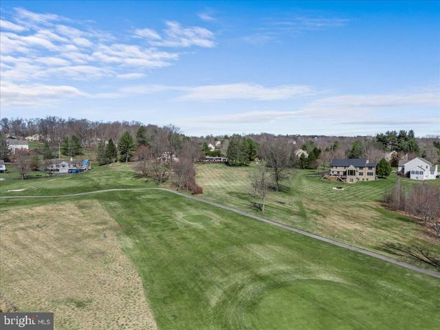 1056 LENAPE RD, West Chester, PA 19382