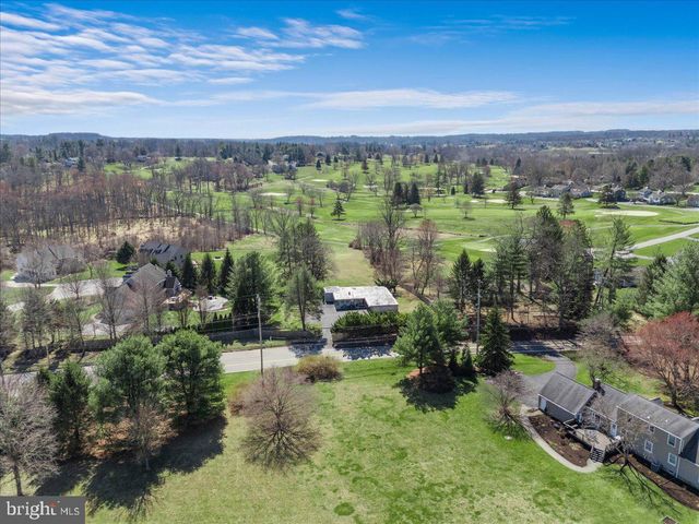 1056 LENAPE RD, West Chester, PA 19382