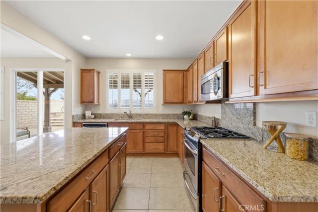 28838 Coal Mountain Court, Valencia, CA 91354