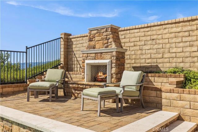 28838 Coal Mountain Court, Valencia, CA 91354