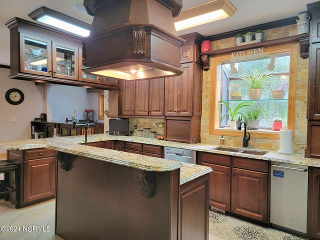 123 Riverview Drive, Washington, NC 27889