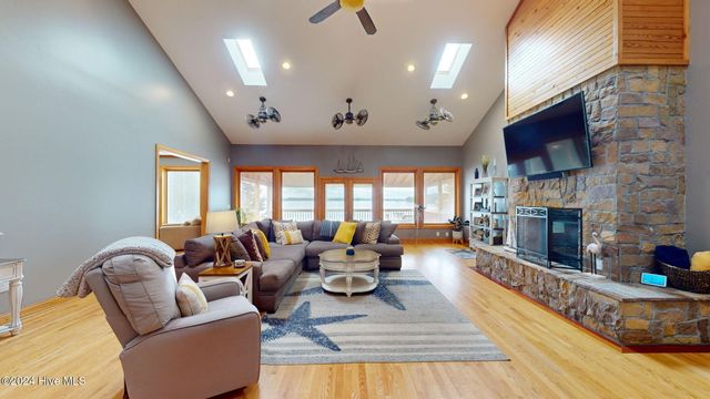 123 Riverview Drive, Washington, NC 27889
