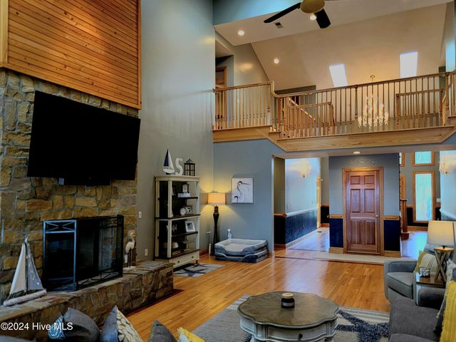 123 Riverview Drive, Washington, NC 27889