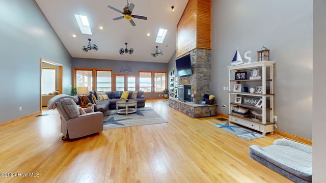 123 Riverview Drive, Washington, NC 27889