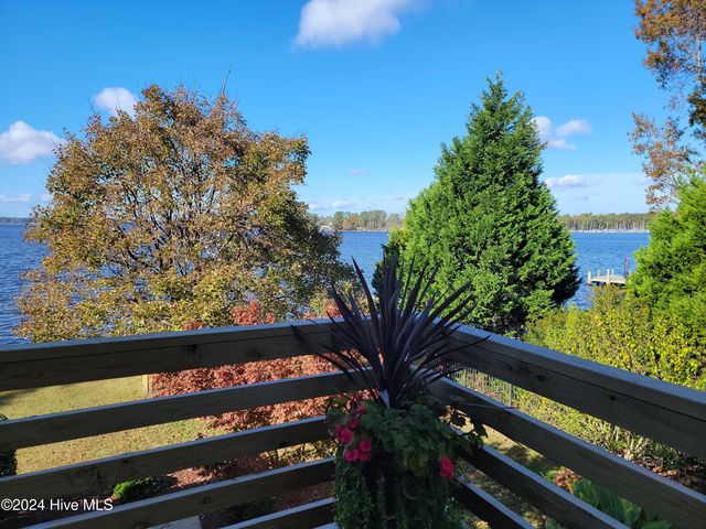 123 Riverview Drive, Washington, NC 27889