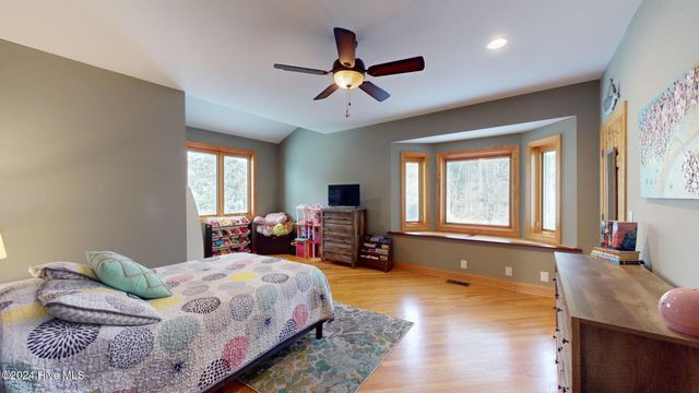 123 Riverview Drive, Washington, NC 27889