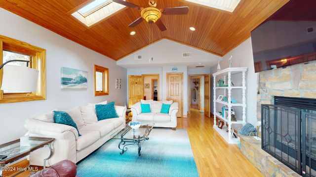 123 Riverview Drive, Washington, NC 27889