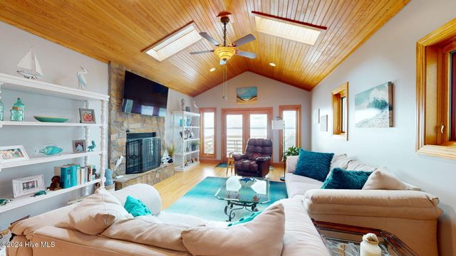 123 Riverview Drive, Washington, NC 27889