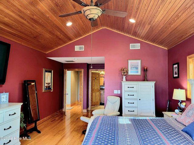 123 Riverview Drive, Washington, NC 27889