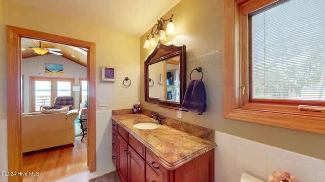 123 Riverview Drive, Washington, NC 27889