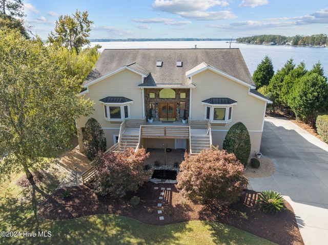 123 Riverview Drive, Washington, NC 27889