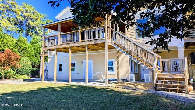 123 Riverview Drive, Washington, NC 27889