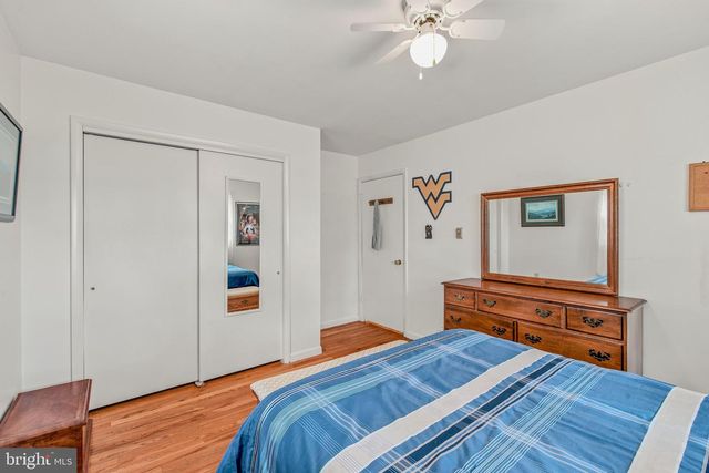 3779 FAIRVIEW DR, Berkeley Springs, WV 25411