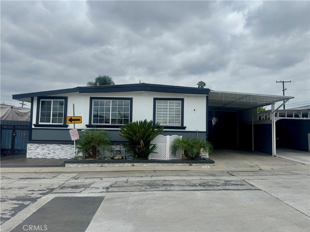 650 La Seda Road 21A, La Puente, CA 91744