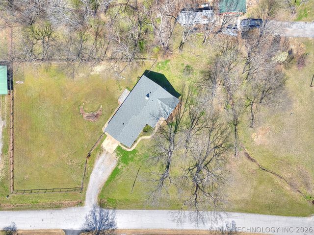 9945 E Northglen Street, Claremore, OK 74017