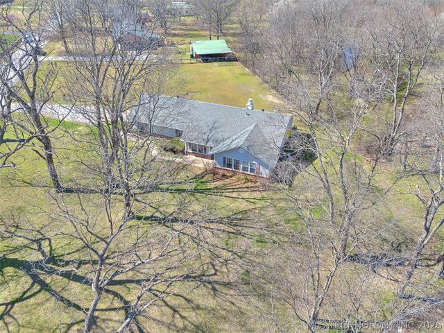 9945 E Northglen Street, Claremore, OK 74017